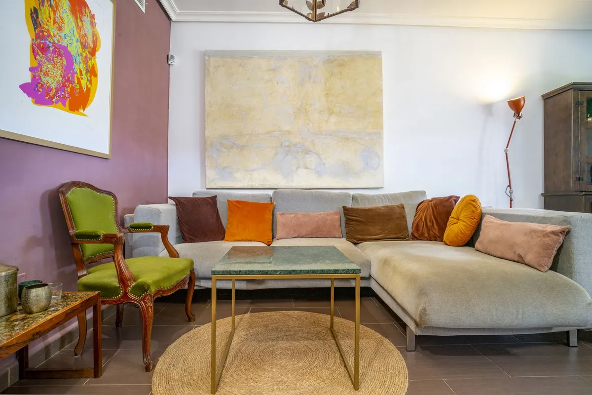 31987d25-eeab-42fd-82b0-ff400969f0cf