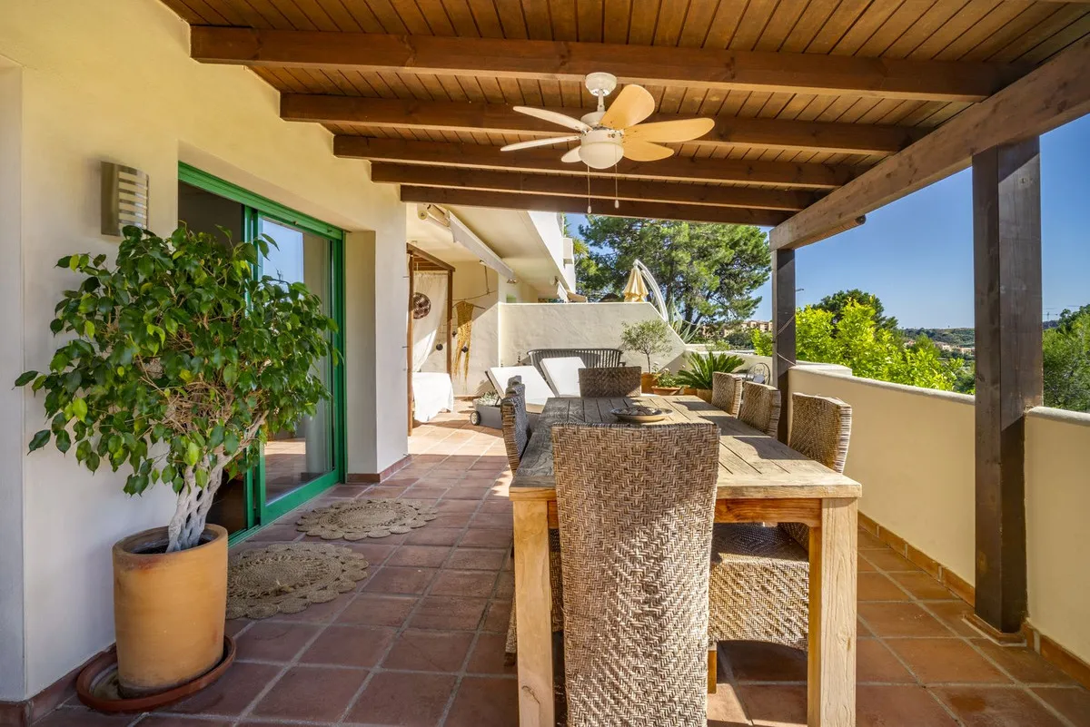 56992c5a-0737-4ae1-8d38-48c748d9d126