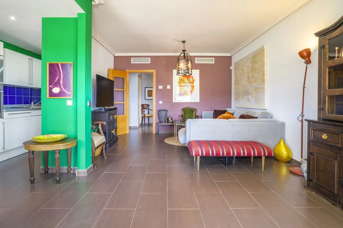 d0f5a8ae-83f4-4e13-80d0-080ad5b2715b