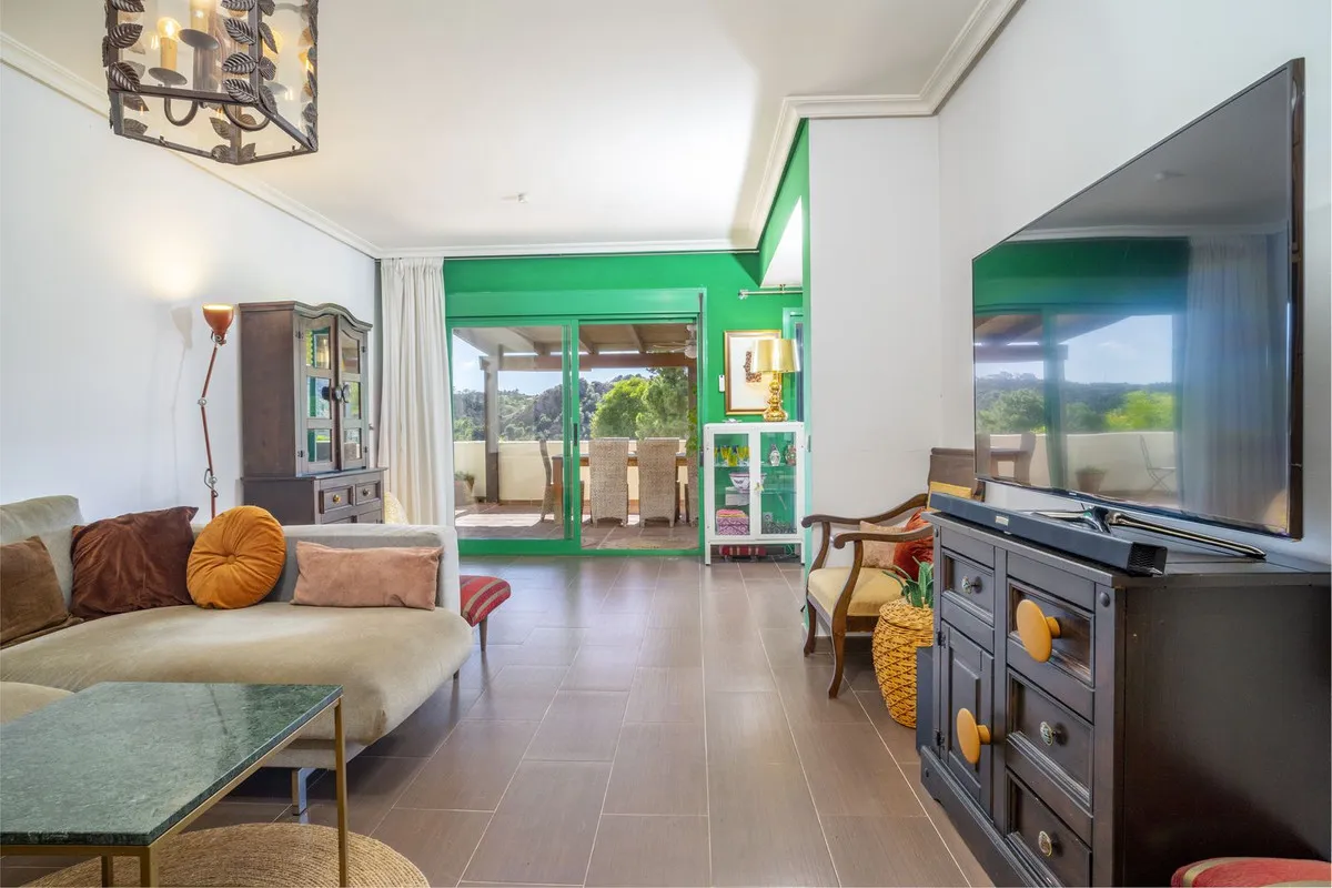 d6b81742-3d39-45cd-b4b3-f185ab5b47c0