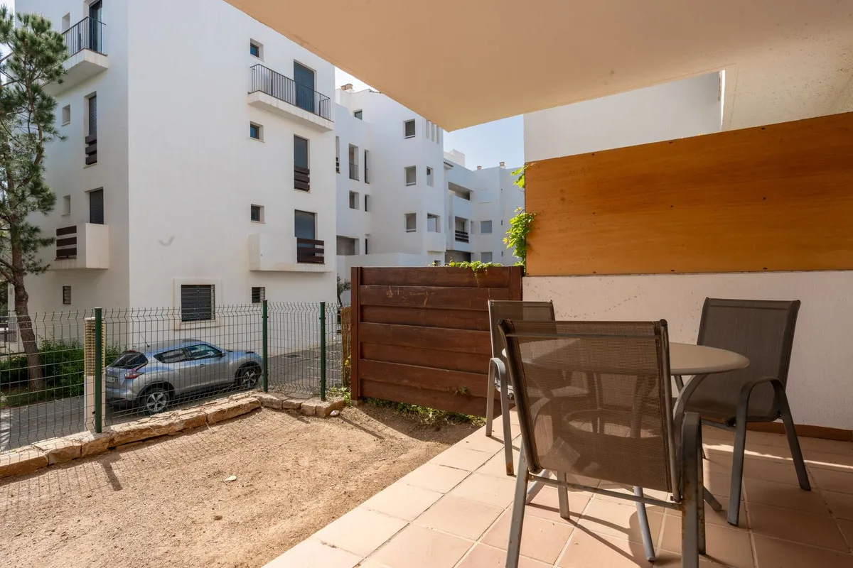 005a9b7f-1b61-469d-914e-09e61d4d2d37