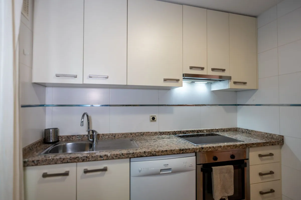 502570a5-6457-4899-a219-f931002fdfff