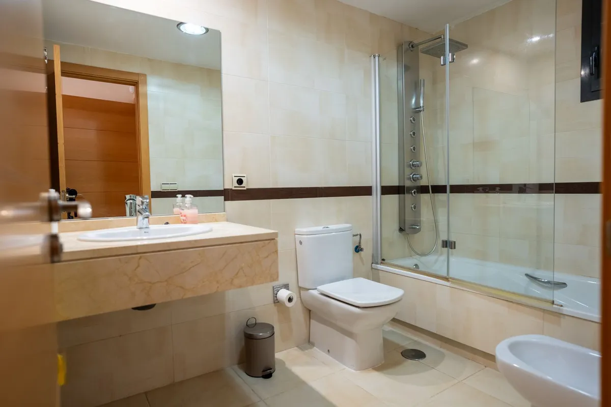 560e7c18-6726-43d3-88a0-c85eb26b2c24