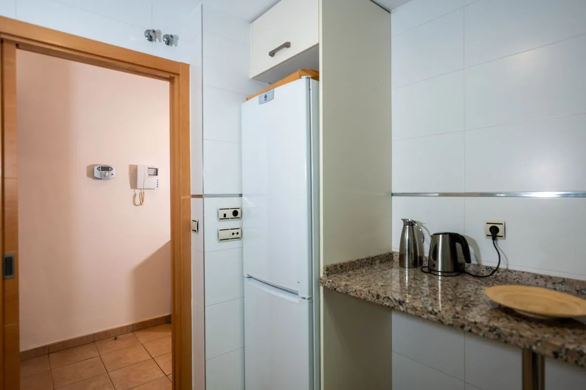 83c9ef7c-9569-460f-bb43-ade979e888a0