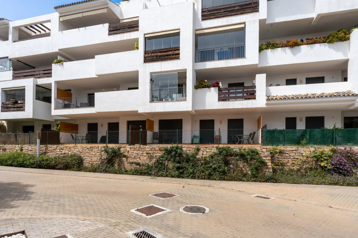 905084eb-4fb8-4254-8764-b328a1098f45