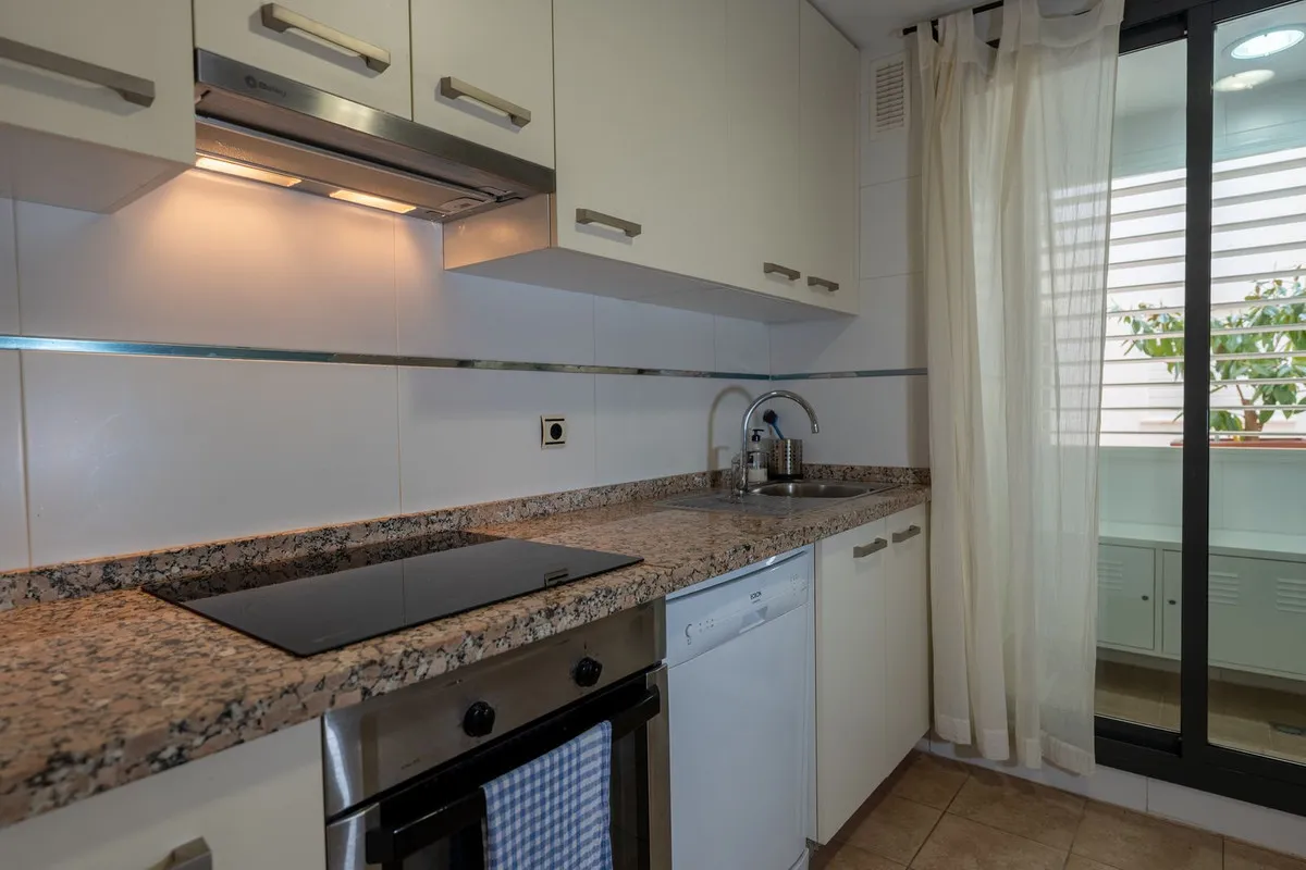 1786957c-c1d7-4502-9658-c21345fc2c34