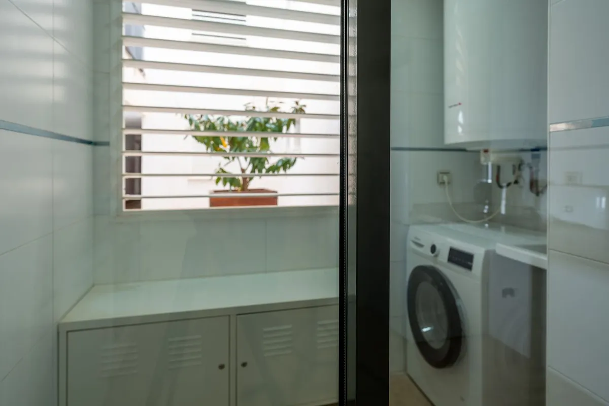 52f9c89d-2bee-45b5-b9aa-56a7996b6be8