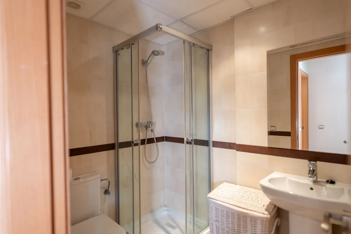 73f0f2ed-96db-465b-93db-8a5851c091dc