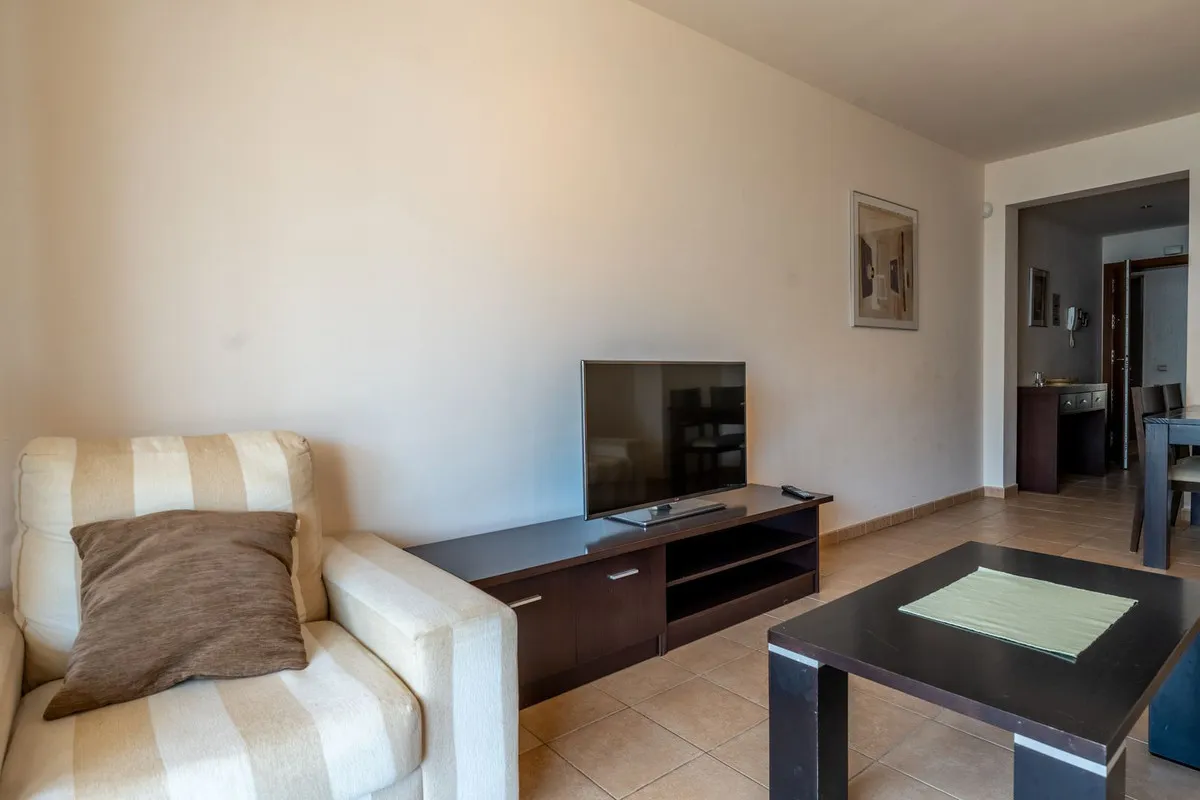 c8140667-1b45-4f70-b30b-6ce28fedd934