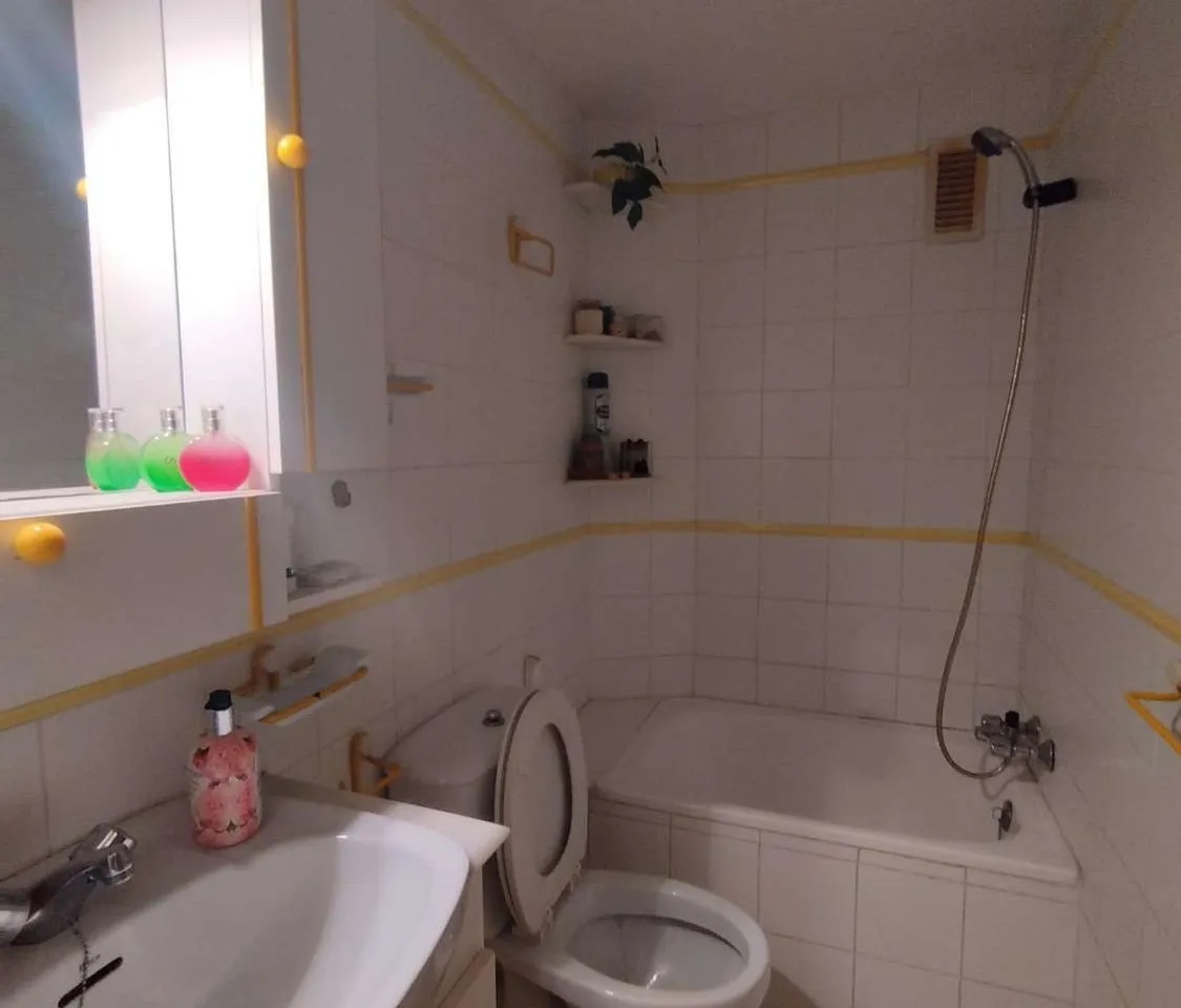 385ba3ce-d2c1-4c62-b1b2-00aeb6bbf099