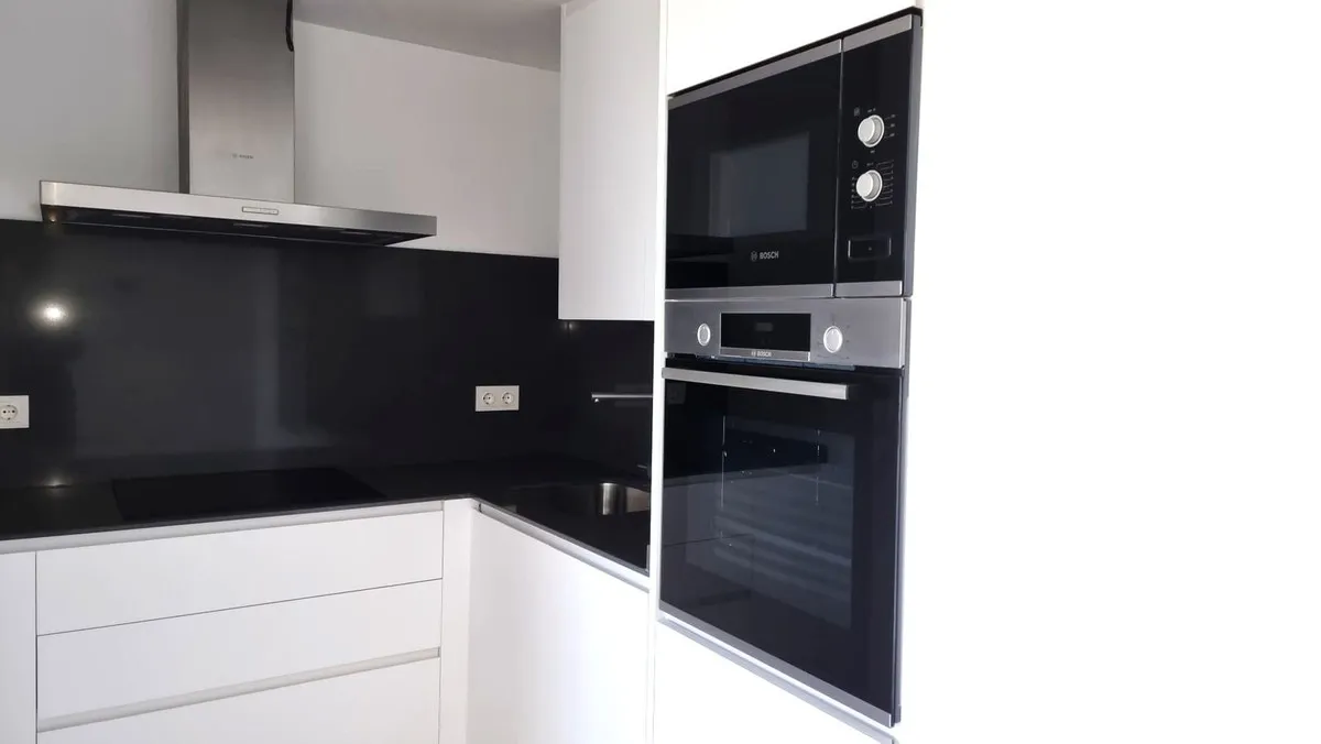 06af5a47-f7b1-418a-b436-20a830dfc992