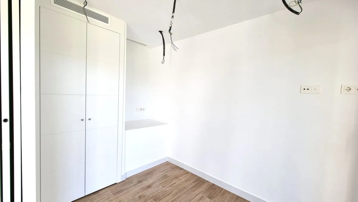 b55ef1e4-6985-45c1-8d02-aad518c21e6d