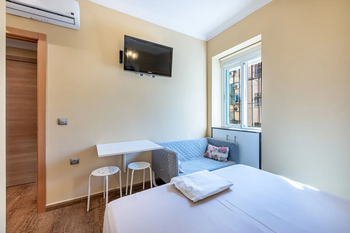 8fc5f303-d1f0-4f3d-8507-0618f442ee4c