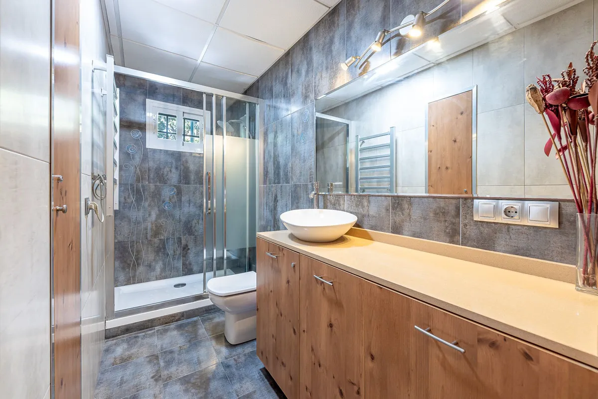 a564dcd6-7eab-45c7-bab0-8c5a6e986a04