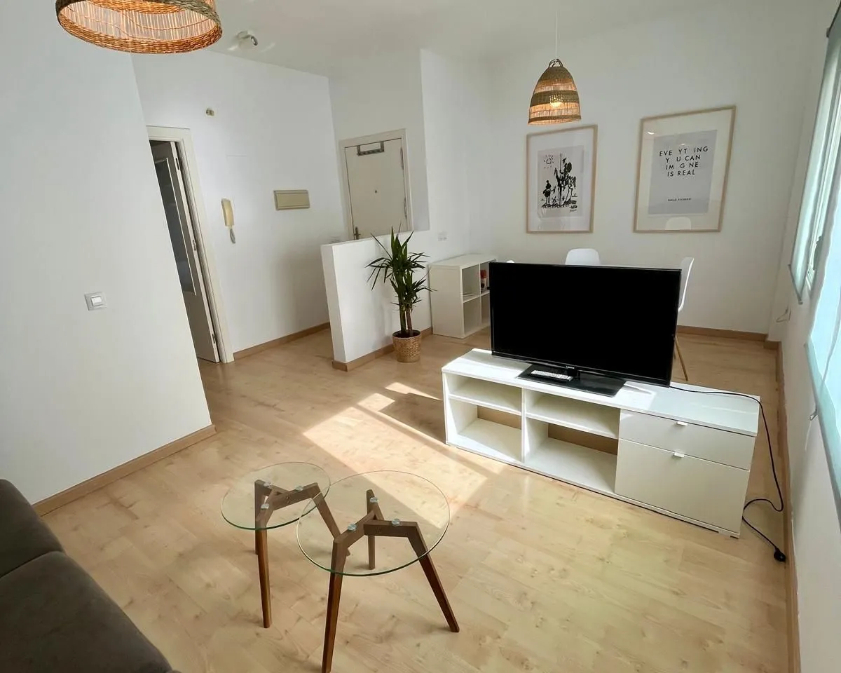 8dee33d8-51a7-42e5-8465-79e64b594826