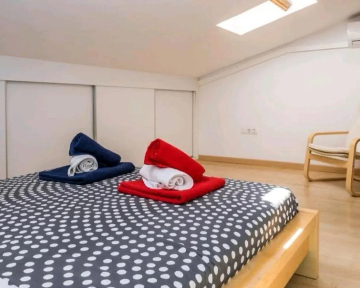 e384f0fb-729a-4fac-8b54-ad11edb19610