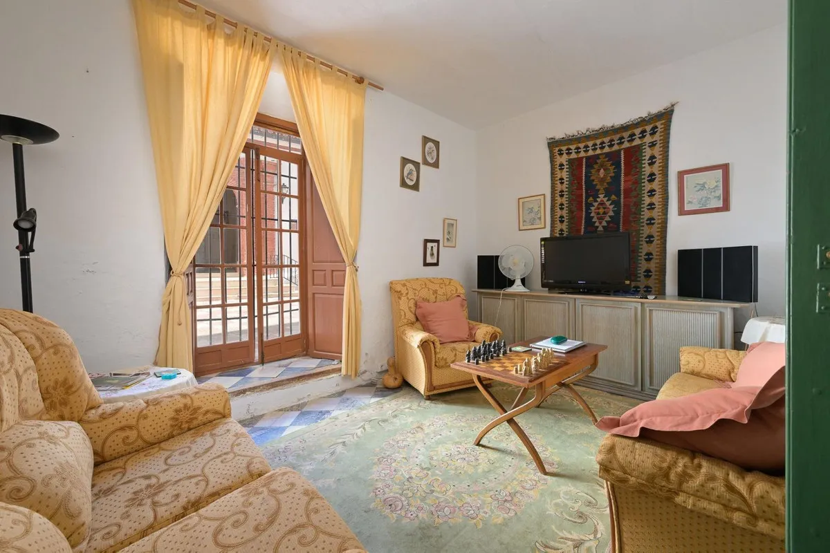 226673fb-70d4-4873-ab28-f64d76eaf0ac