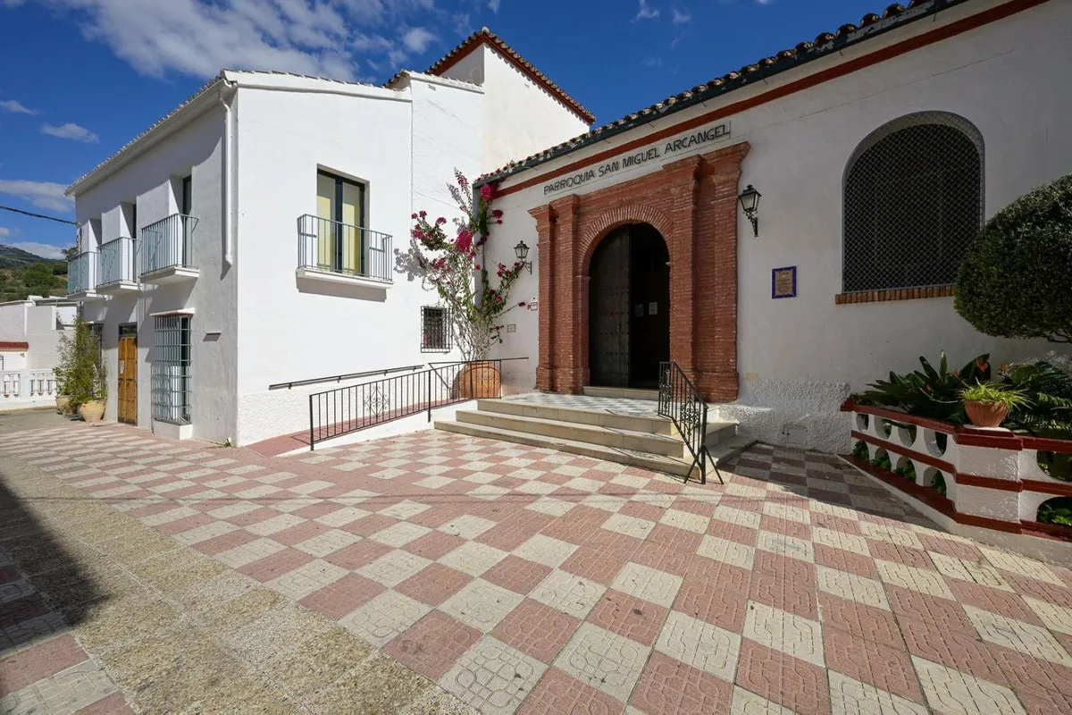 76551fdb-1a13-46c2-98de-cfbeeabcbcbc