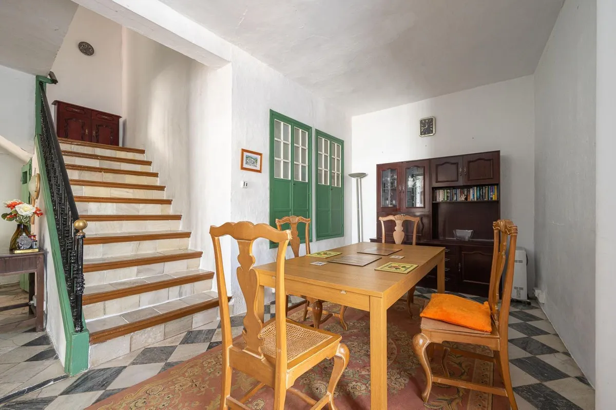 9cb0204e-796e-49de-b43e-b33d0eccf2ac