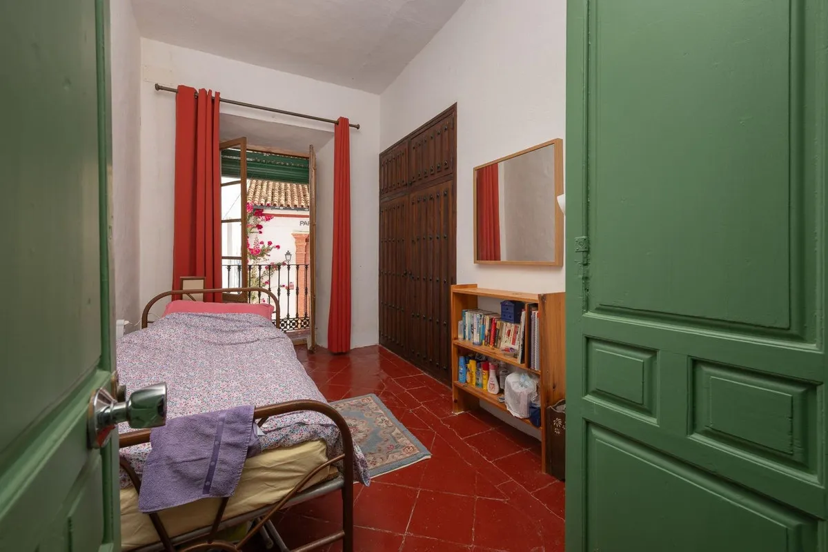 a9f89a61-e1ef-4271-a1b2-f3382a3f4824