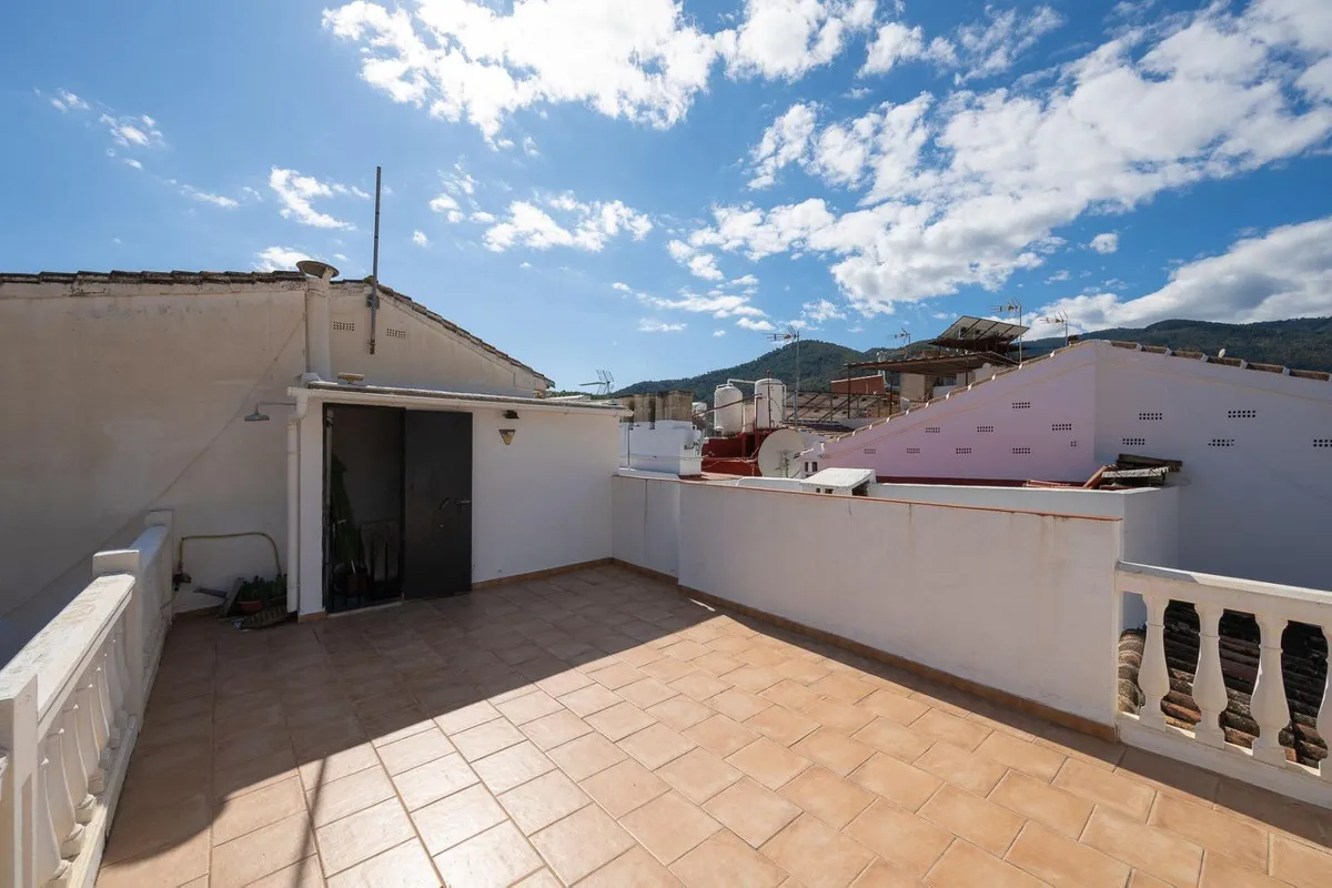 bd0db705-683f-465b-ab71-e9495d94bb25