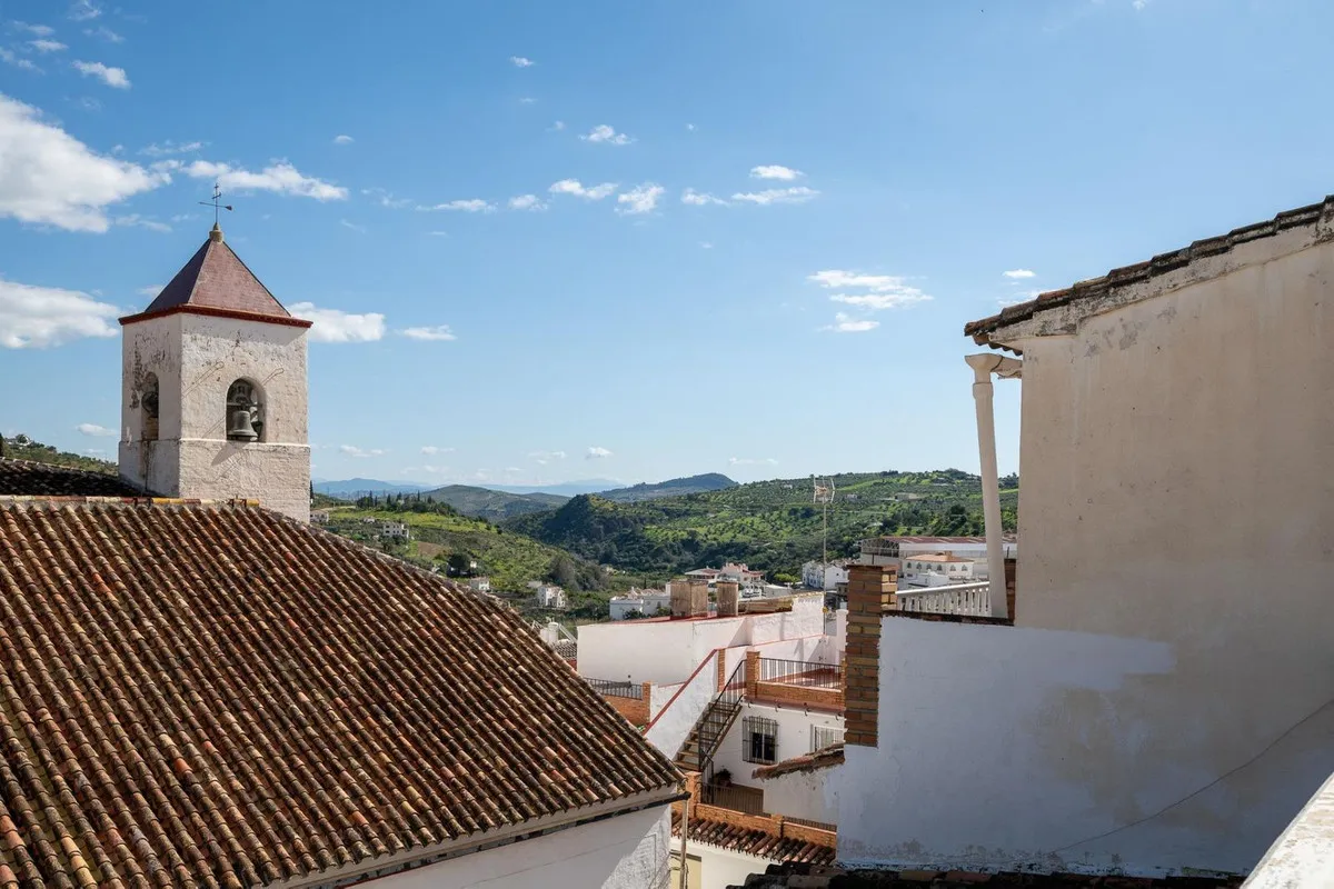 d1efb910-633c-4294-9256-1febb9f43385