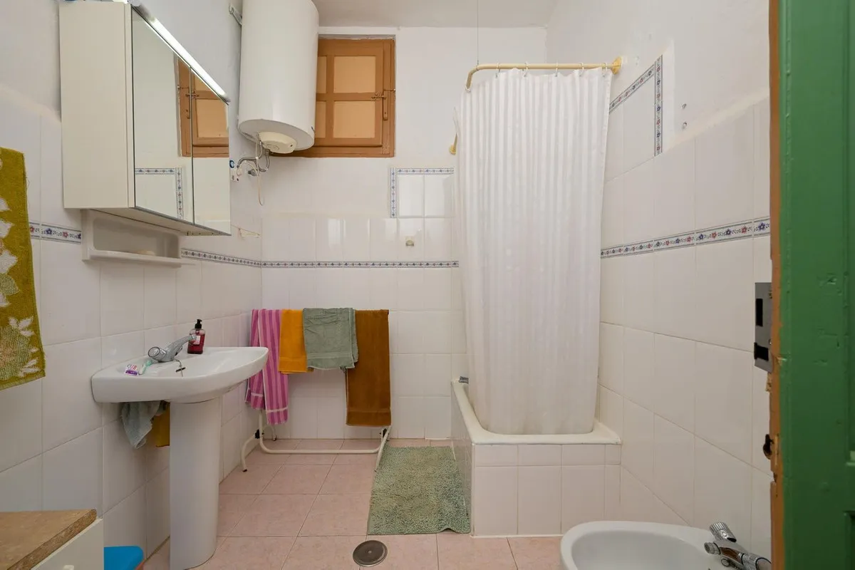 ecf3264a-1f0e-467d-8d20-c80716cb0503