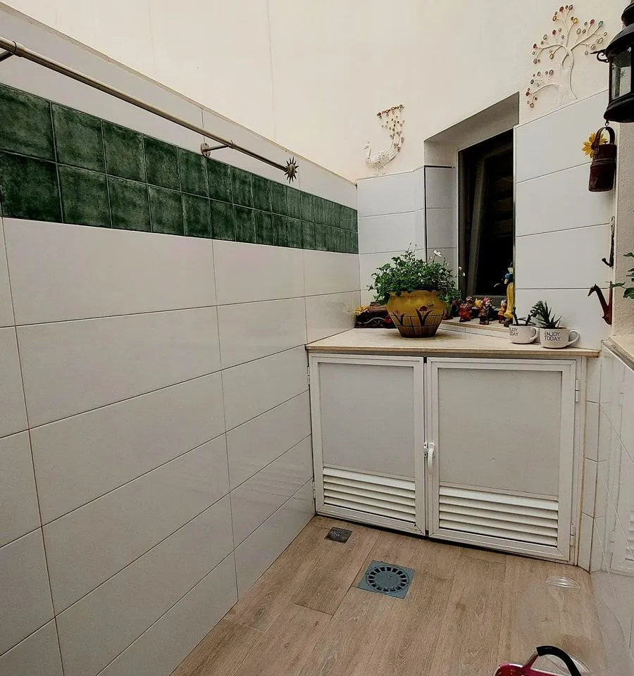 2e71ffc1-7844-4851-bd71-fb8117022b7d