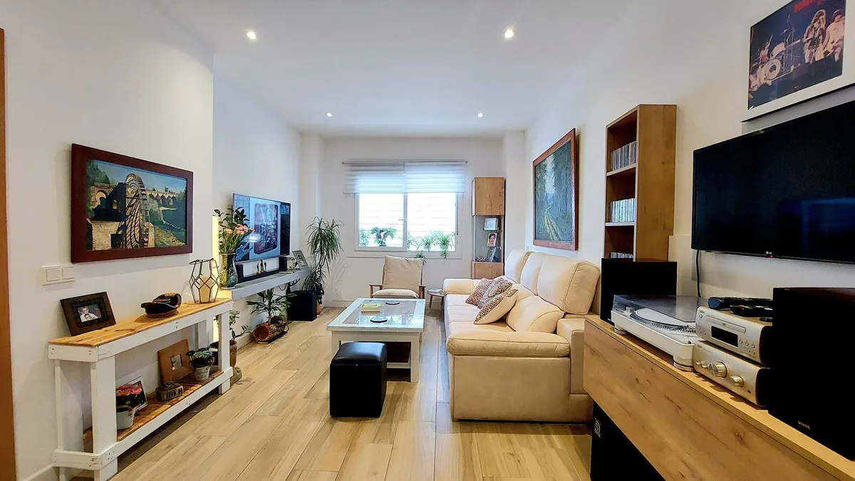 8c67582a-1681-4271-8e18-0e0bc319042e