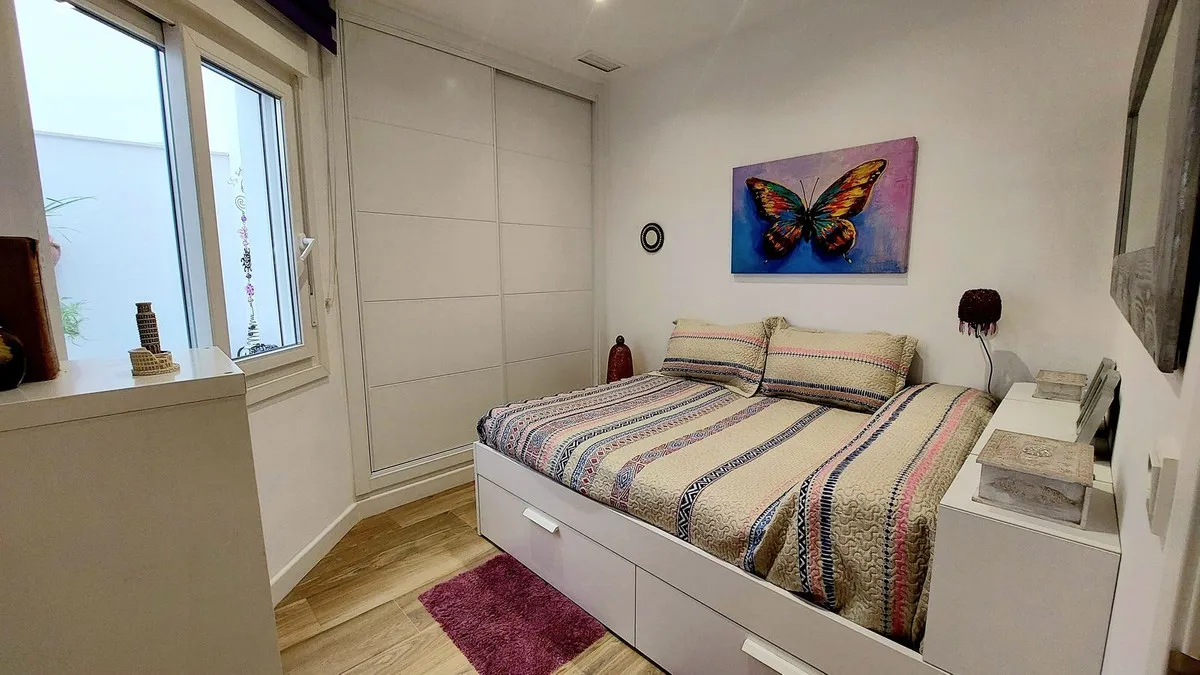 ed5fe6a9-9eee-49b3-abeb-c11884afbc31