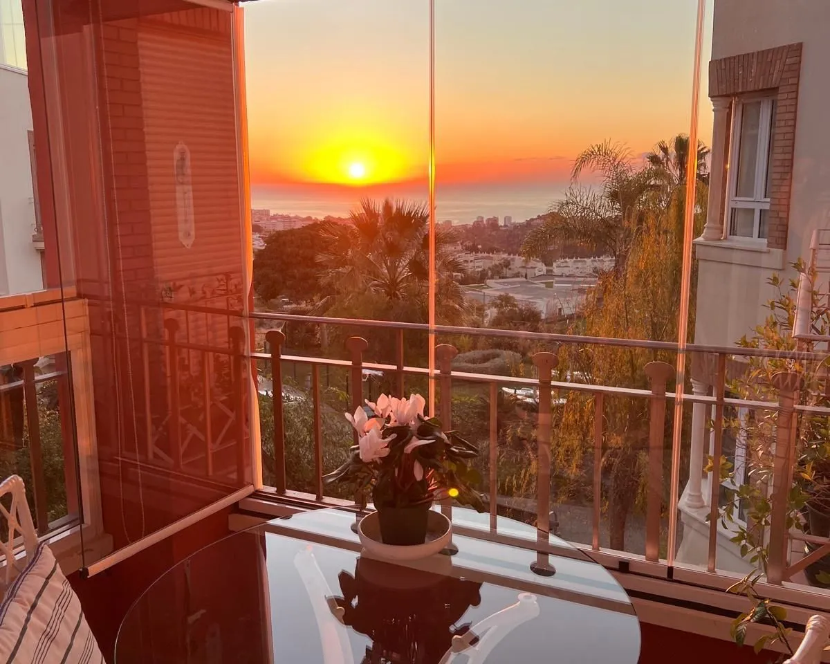 454b905c-5606-4d50-82c9-049e2bda613f