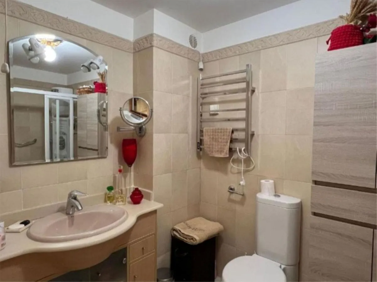 bd030c4c-b900-46a5-bee1-28927dbe649c