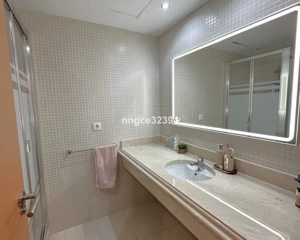 db34eeaf-ef48-4a86-9d43-9712a286127a