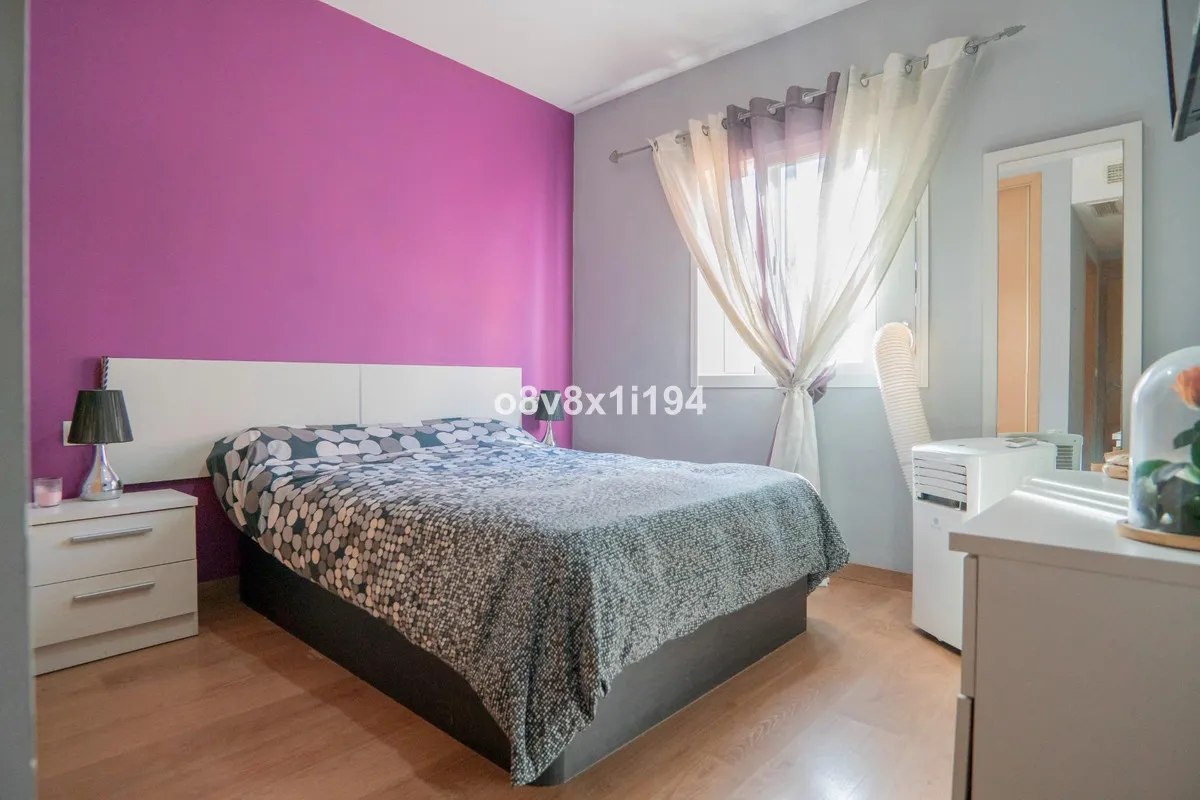 6c35ffc0-b582-4ec8-98b2-28199afa551d