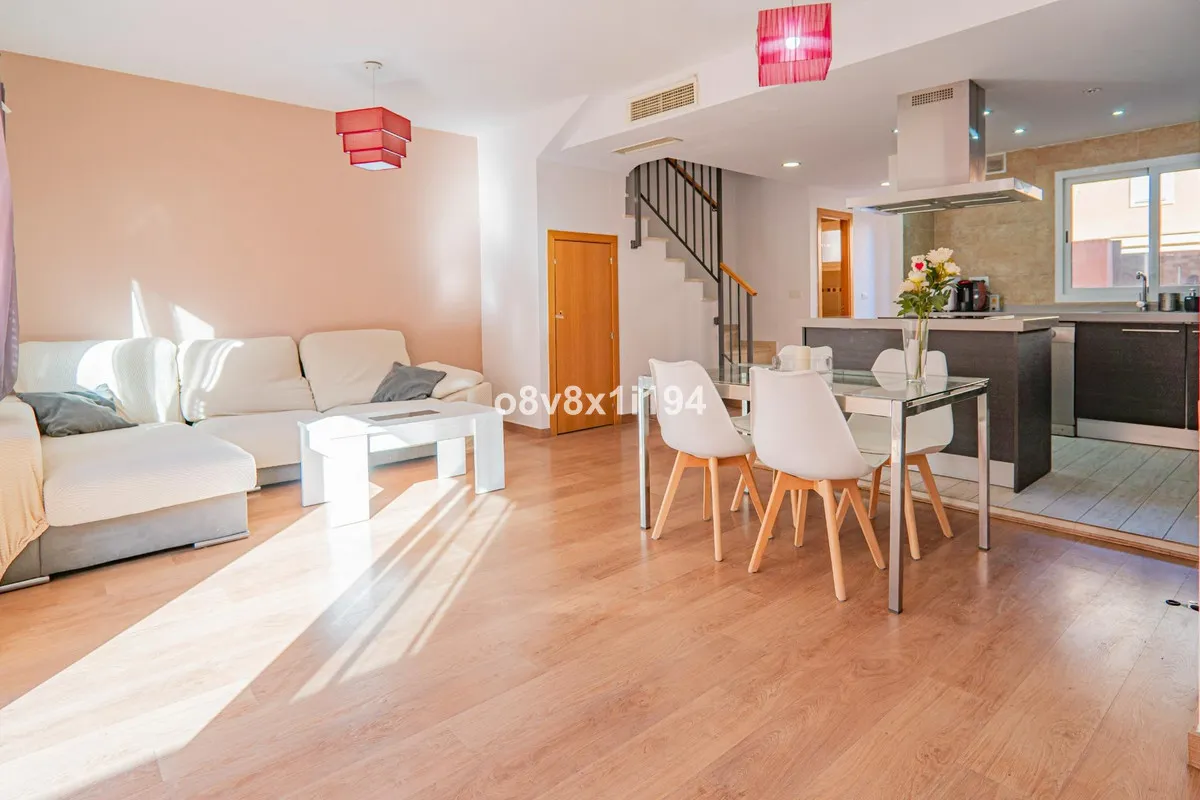 a8cac15a-3628-4678-9ffd-7f97de18ac5f