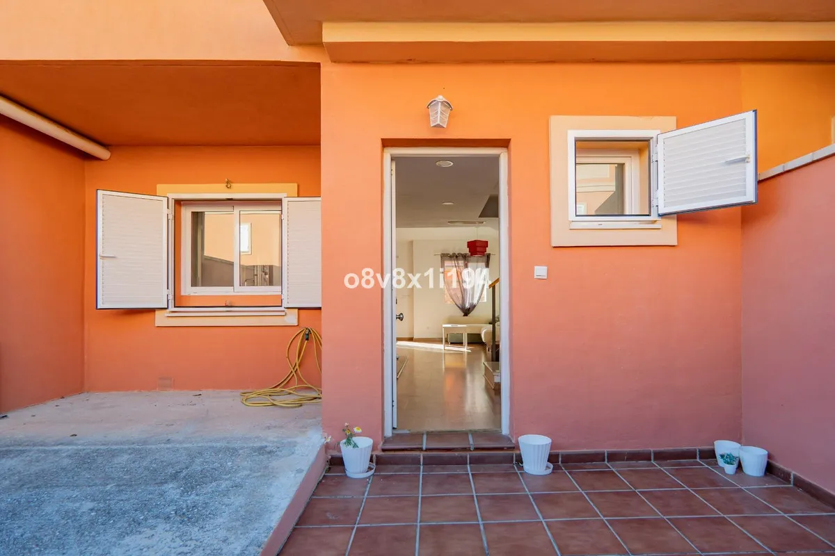 c4e052e5-702b-4326-b13a-a0b770adeb27