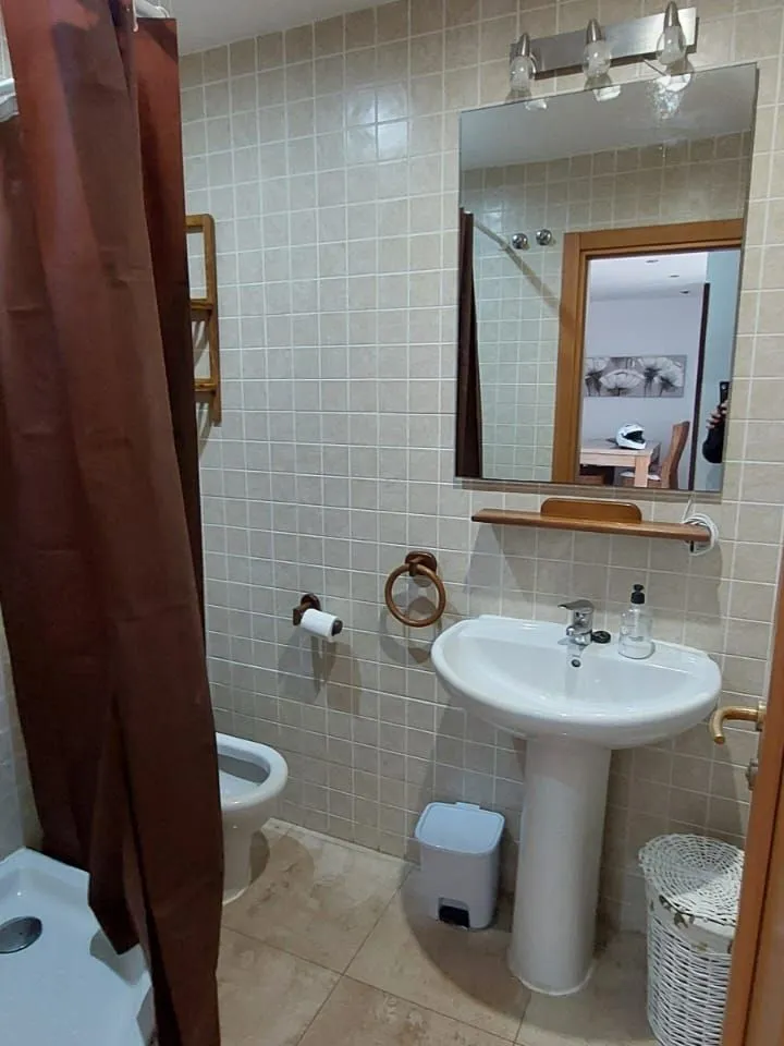 77a36bf4-3b7a-40ef-b9ec-a2aacd329bd8