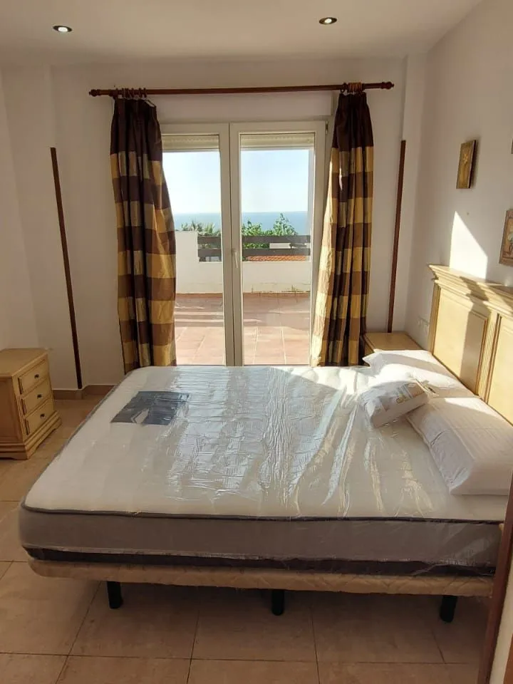 d862c455-00f2-4831-9b54-0d13ae40befe