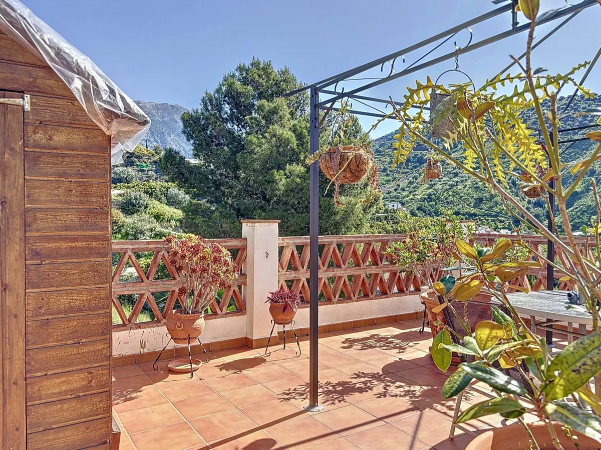 44b3b6ac-d11e-4b0b-bcbb-d1134b623da0