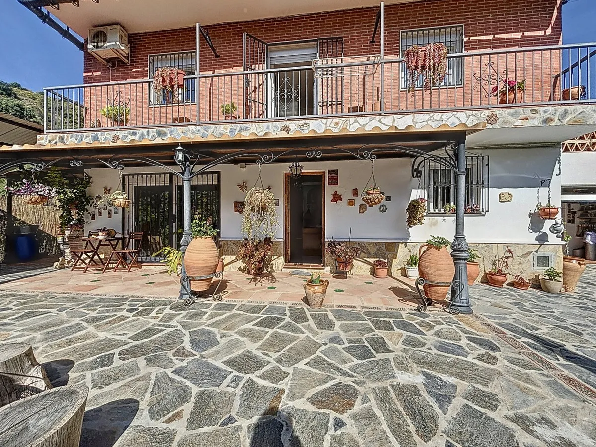 75d04035-4af3-4159-af2c-4ad3f041f848