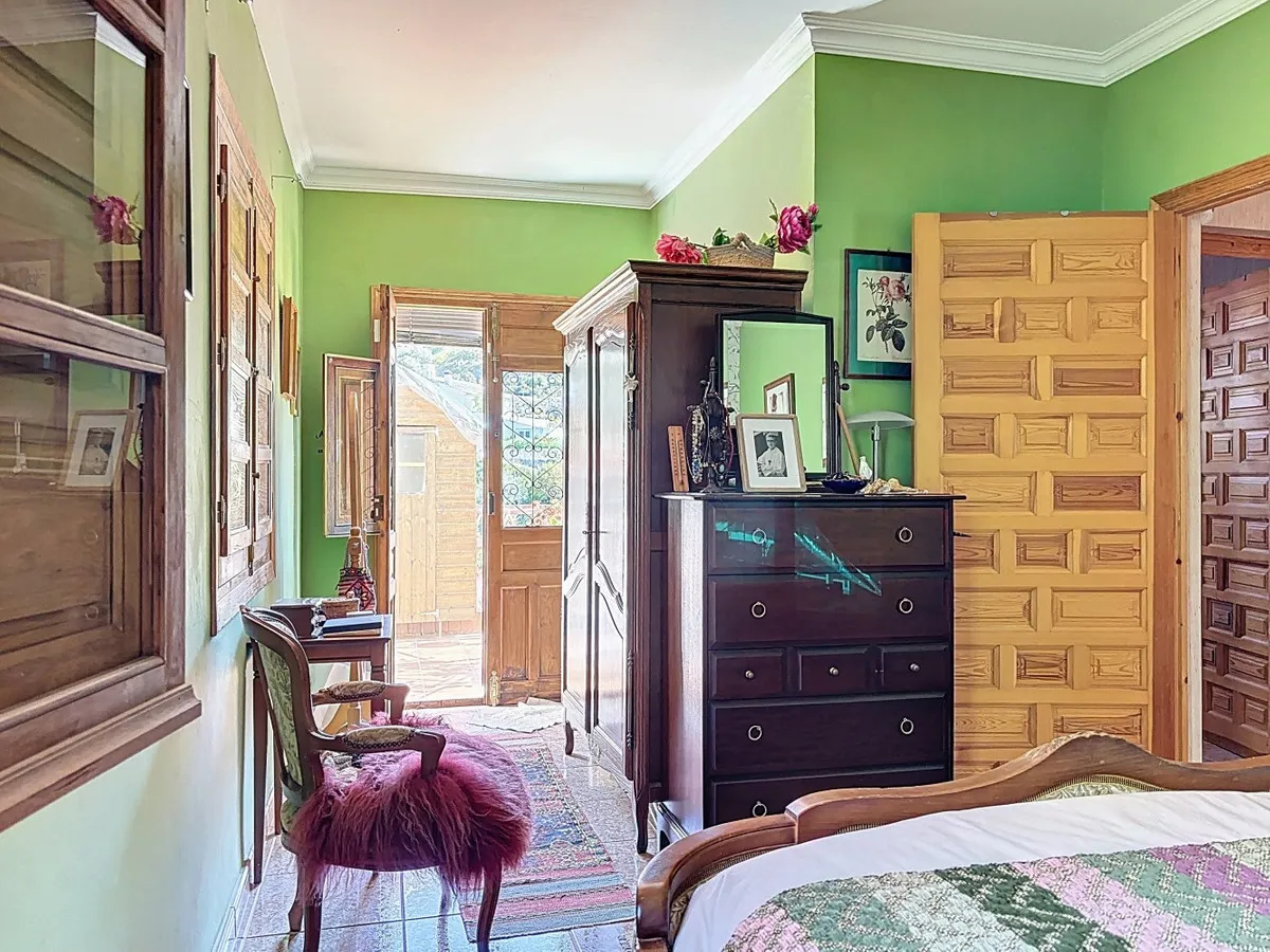 94762e95-38a4-4674-b184-7001cd39678b