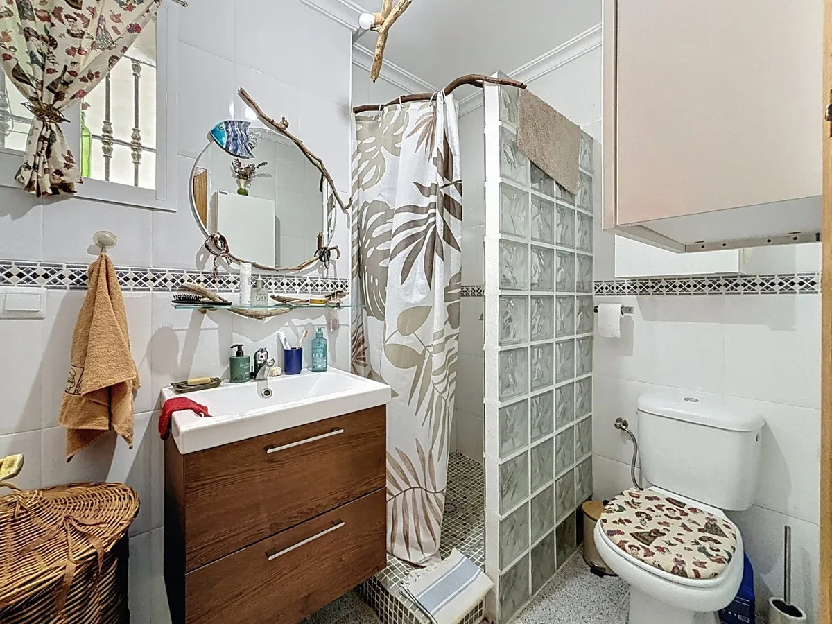 966ae974-bec2-4d35-9aed-3054ce948b3f