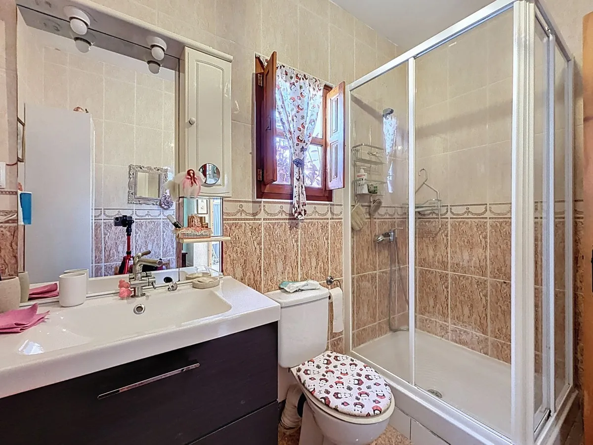 e4b979da-27eb-4fa9-808f-e0e9982bfad2