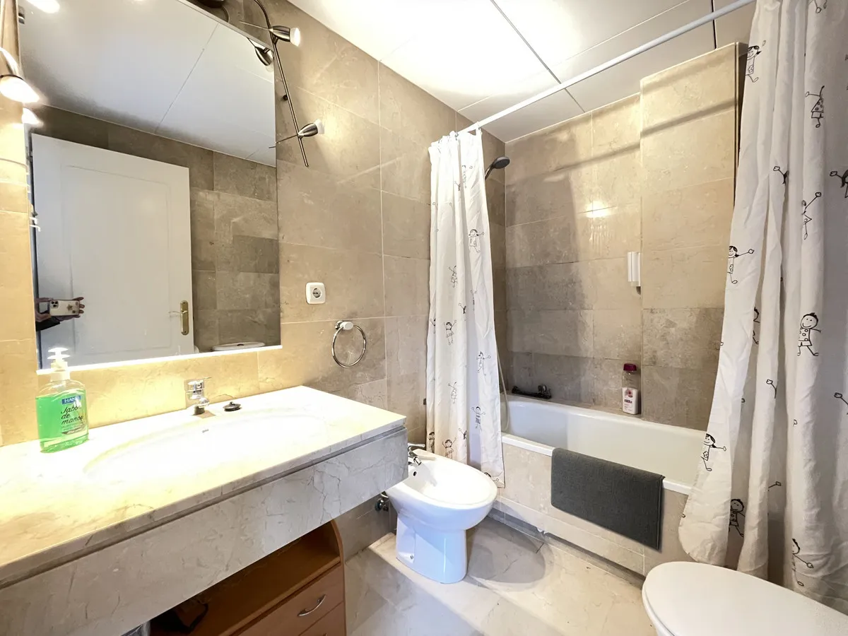 84b6069d-1c69-49ad-8061-8d15a845e4fc