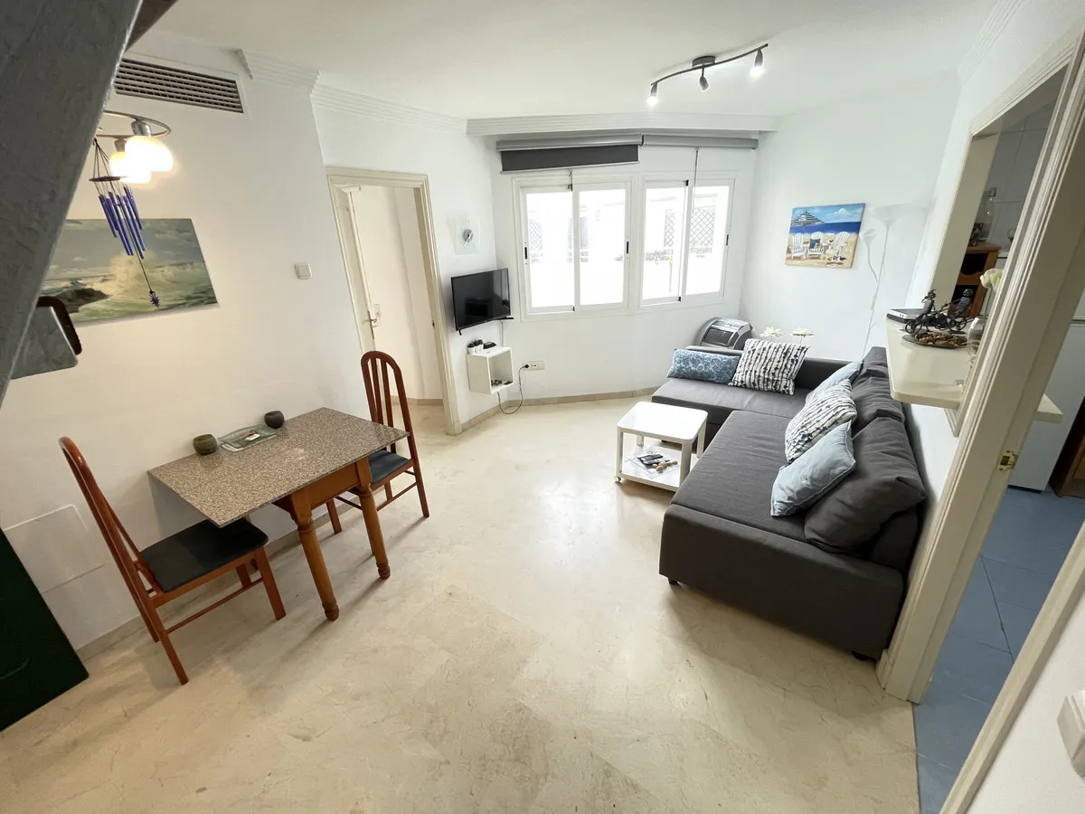 a5e7db0d-8753-4cd8-ac92-63d5bf056817