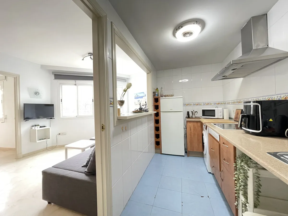 f37005e6-44c0-4285-9b0f-19048f3a125d