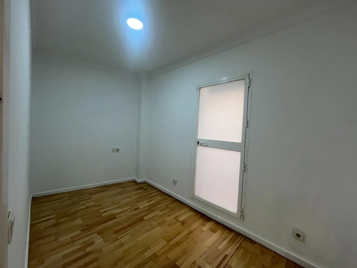 a8bcdc65-8a3e-46c1-96c3-032ebf06a1ea