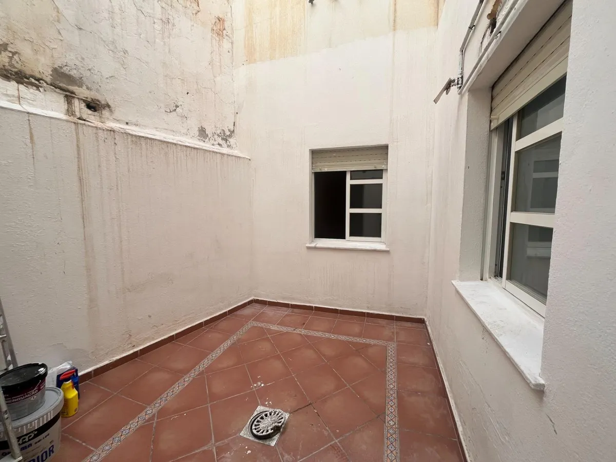 d8c3e72d-b008-48e9-aab3-c5754df6c14c