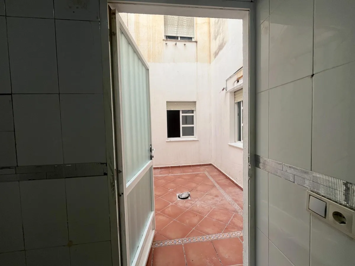 f0e25899-85f8-48d9-956f-bcdbd5f403f1