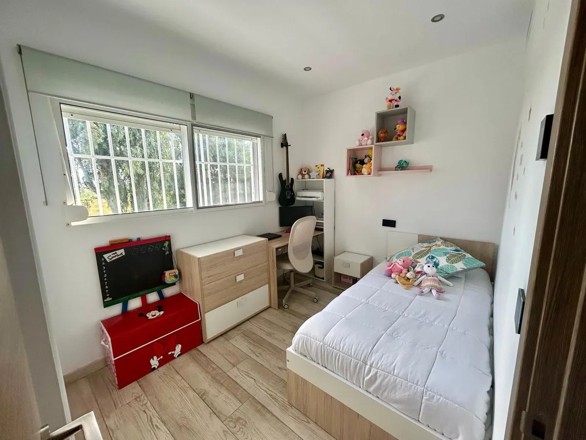 412da8c9-8799-4877-aafd-5da7d724563c